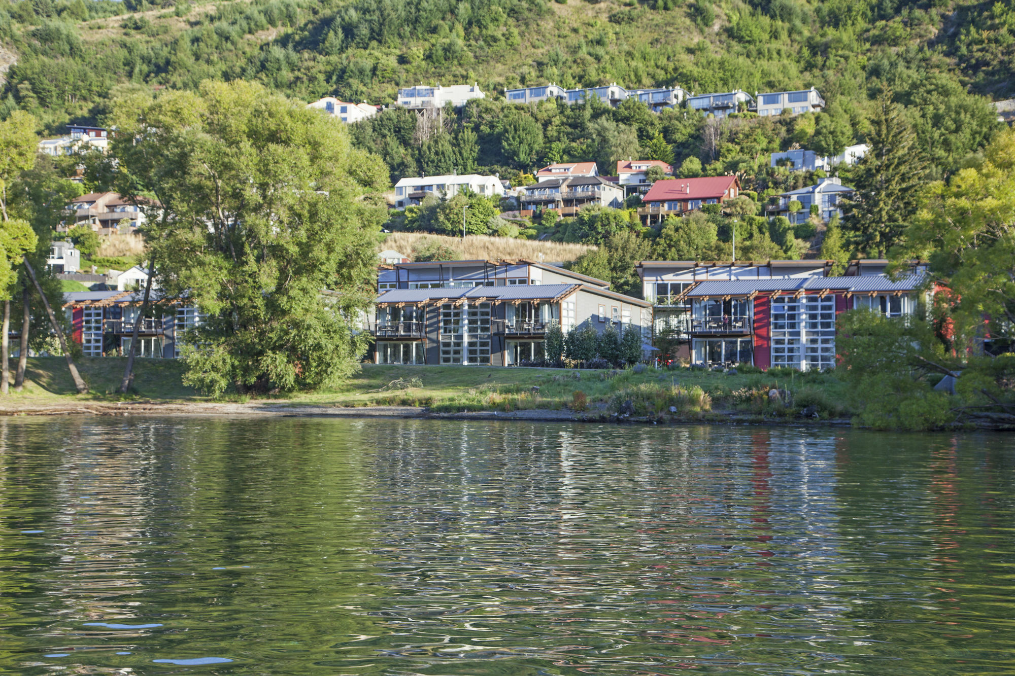 Mantra Marina Queenstown Aparthotel Exterior photo